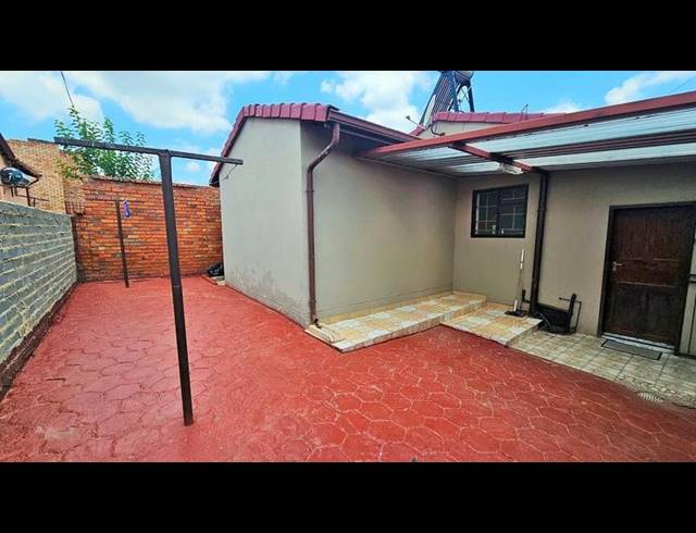 4 BEDROOM HOUSE FOR SALE IN ATTERIDGEVILLE